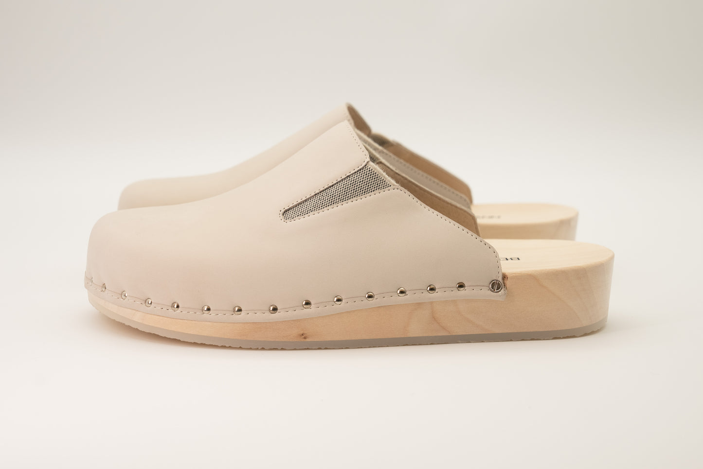Pin 82 Natural Cream White