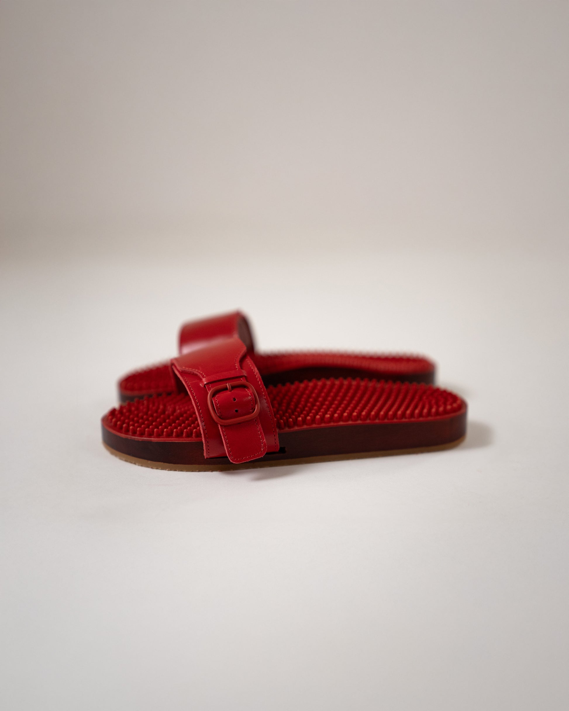 Noppe 78 Mono Red