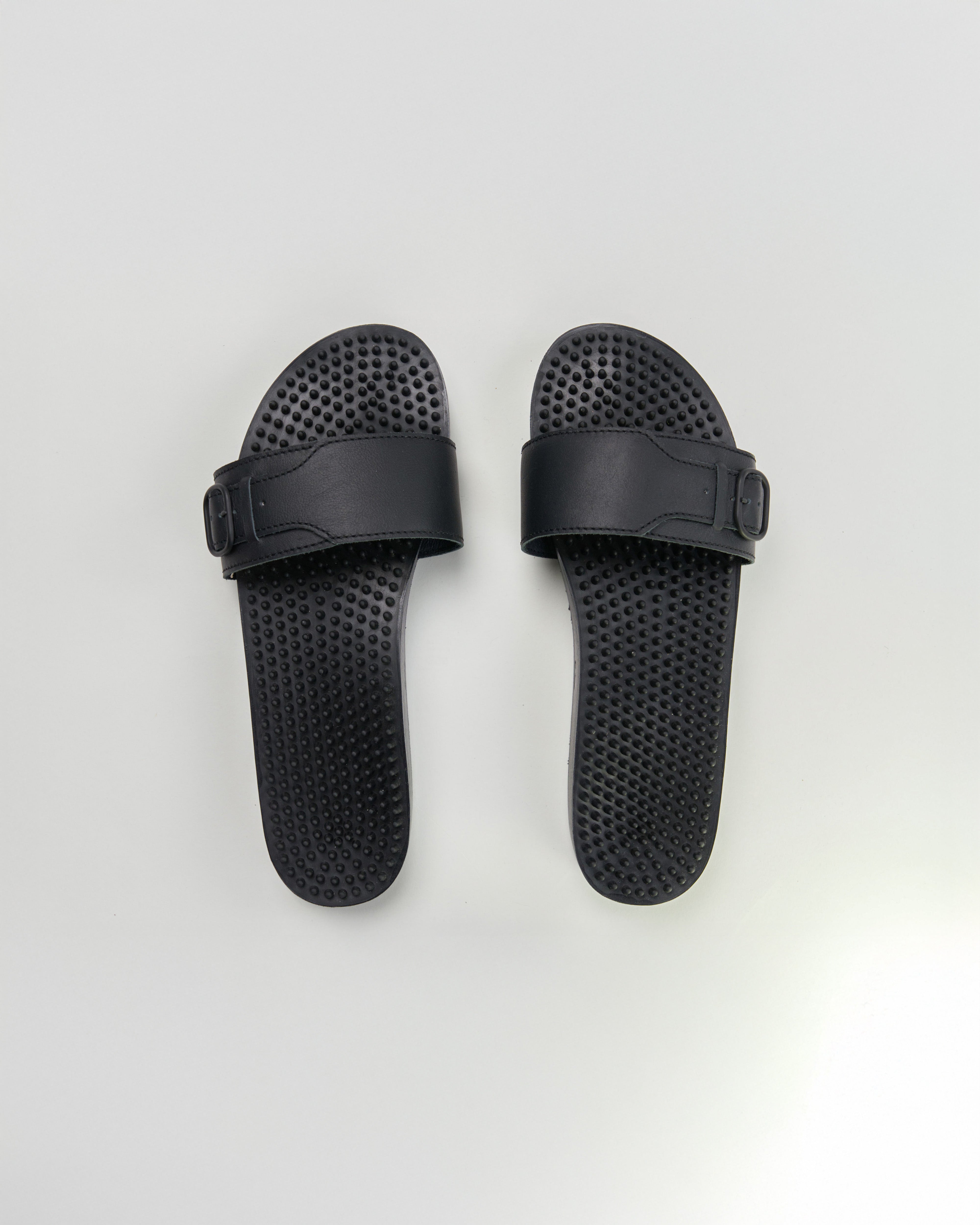 Noppe 78 Mono Schwarz