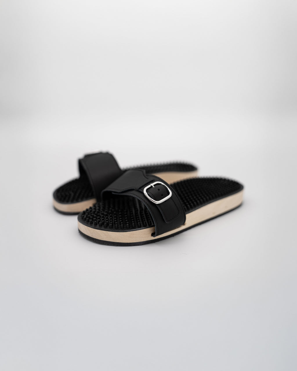 Noppe 78 Natural Black