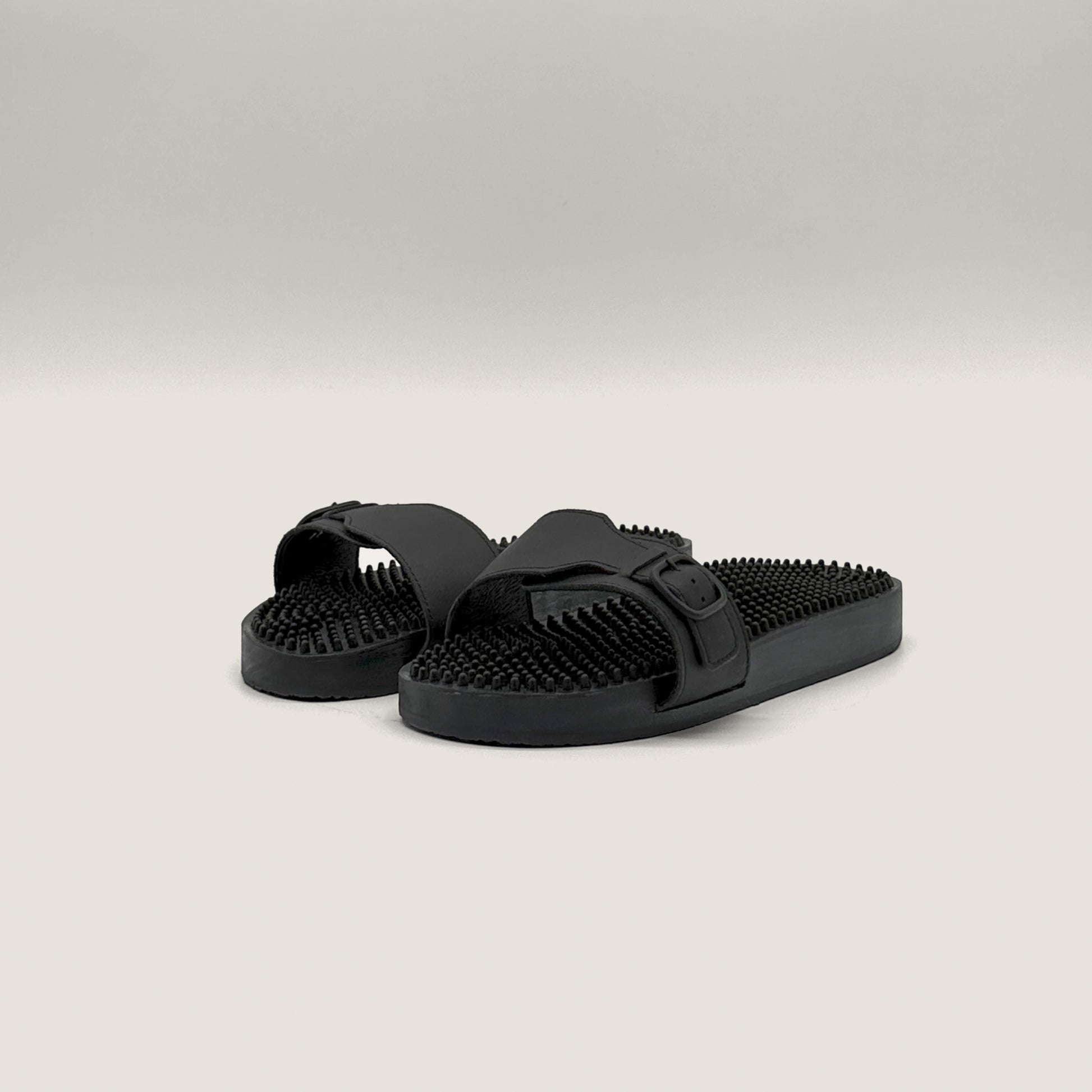 Noppe 78 Mono Schwarz