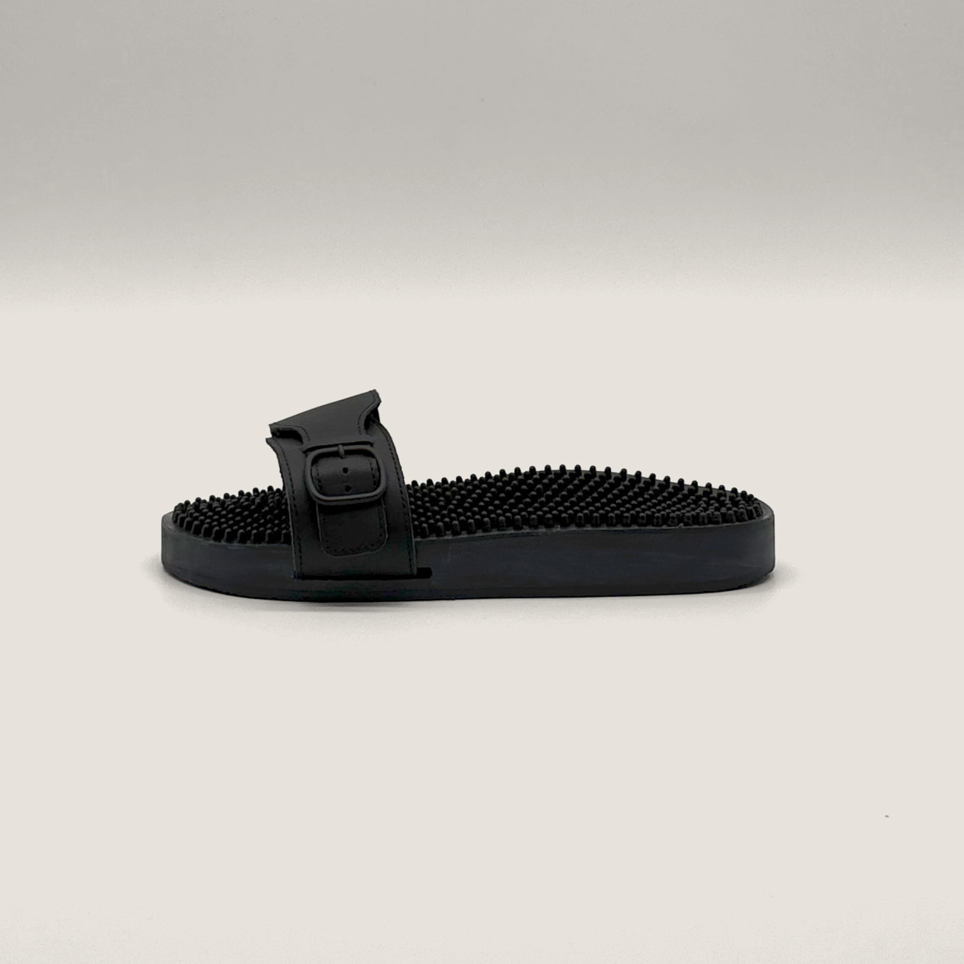 Noppe 78 Mono Schwarz