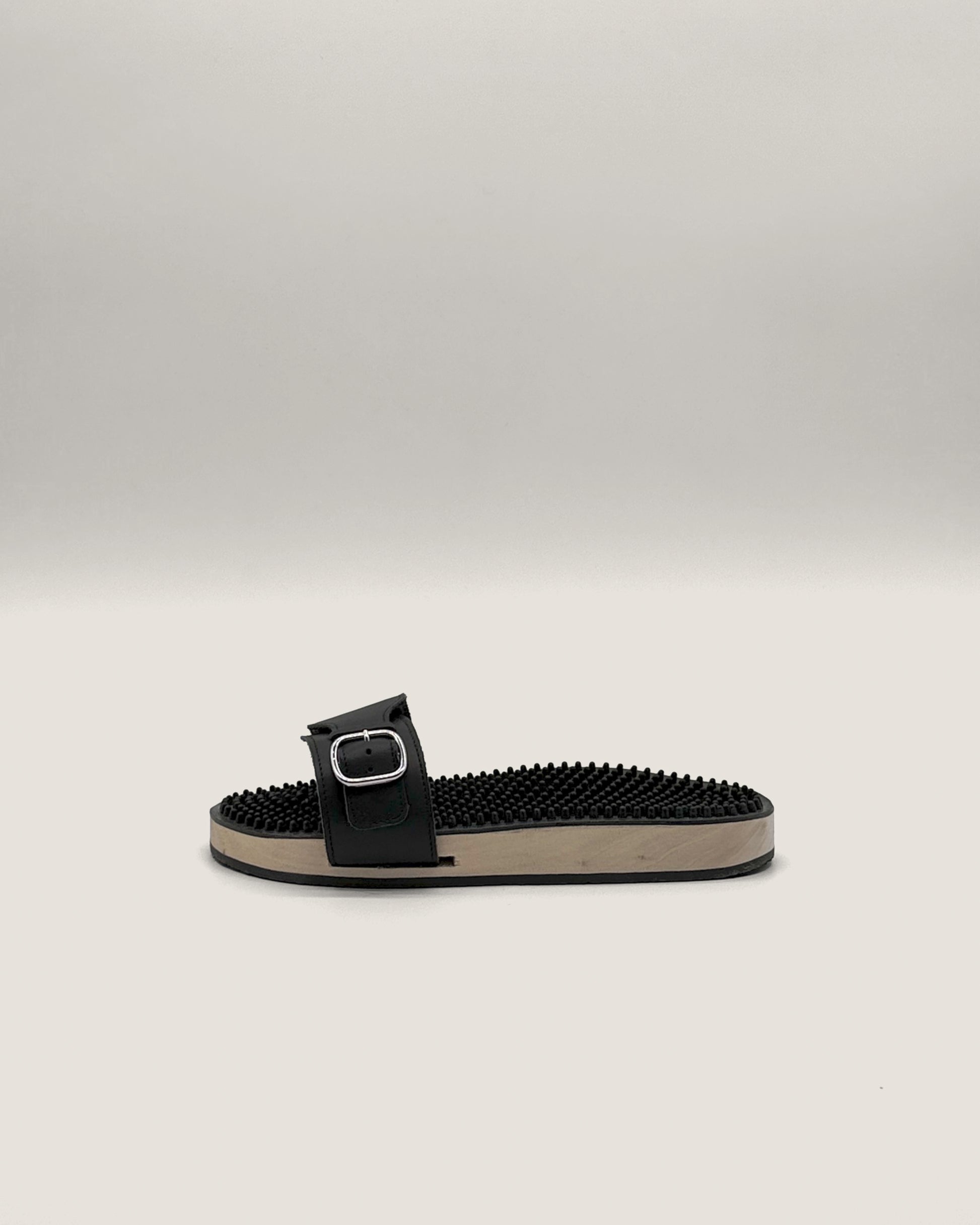 Noppe 78 Natur Schwarz