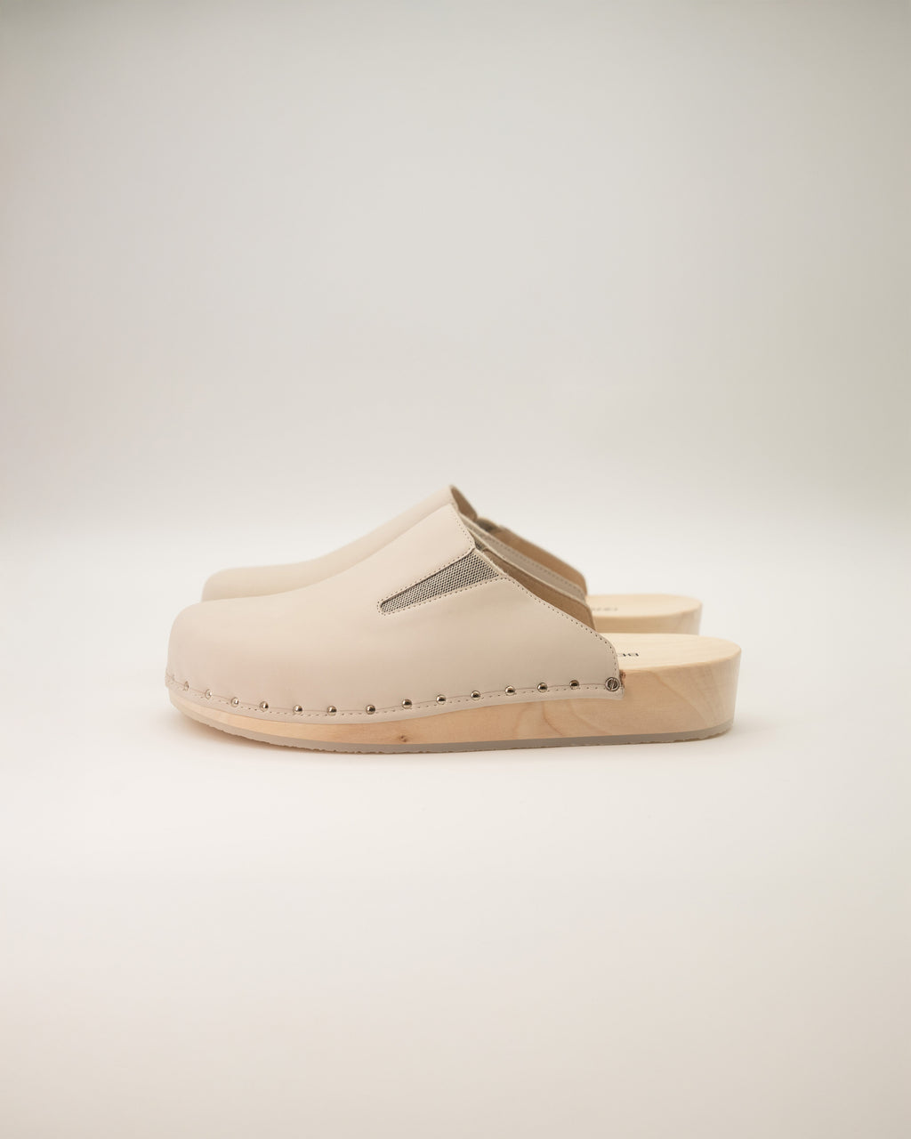 Pin 82 Natural Cream White